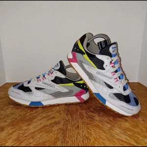 Reebok Concept Sample 004 Altered The Icons Multicolor Men's US 8.5. (55 Box 7)